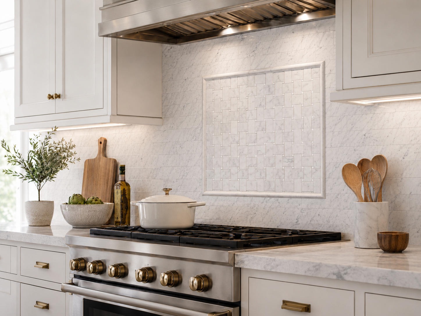 Bianco Carrara 3x16, Grand Basketweave with Thassos dot and Pencil
